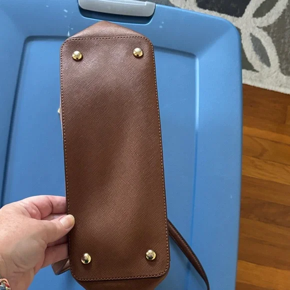 Michael Kors Tan Leather Tote Bag - Picture 5 of 9